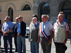 Élus à la cérémonie 2019 d'hommage aux Morts en Indochine Élus à la cérémonie 2019 d'hommage aux Morts en Indochine