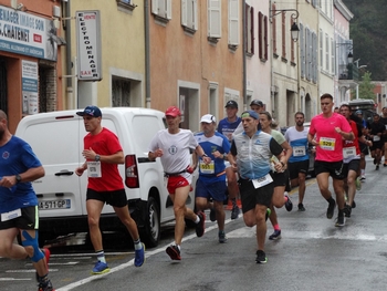 coureurs avenue de la gare