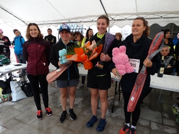 podium femmes 10 km