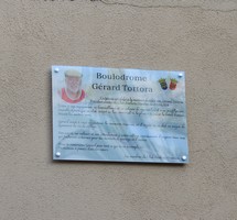 Le boulodrome de Trans-en-Provence porte désormais le nom de Gérard Tortora