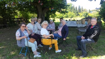 Les personnes âgées font une pause Les personnes âgées font une pause