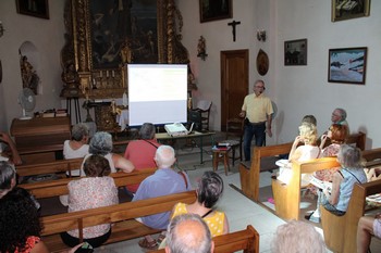 Monsieur Lavignasse en conférence face à son public